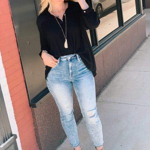 Girlfriend Material High-Rise Jeans